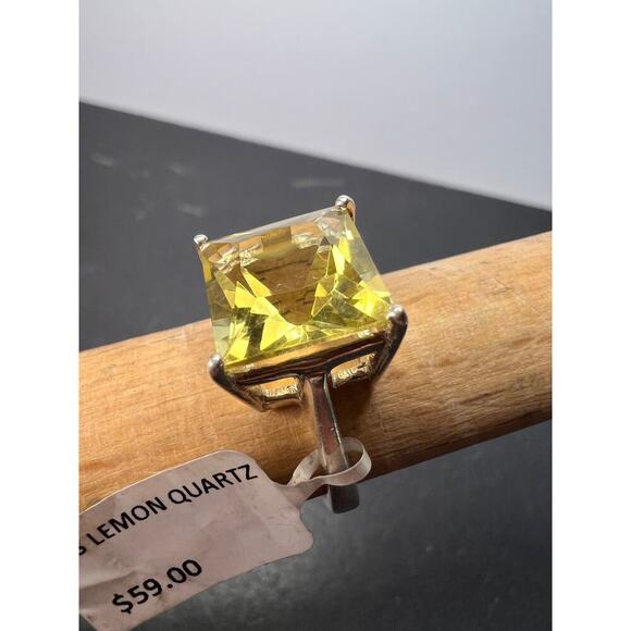 NEW Princess cut lemon quartz sterling silver ring size 7 - Picture 2 of 11